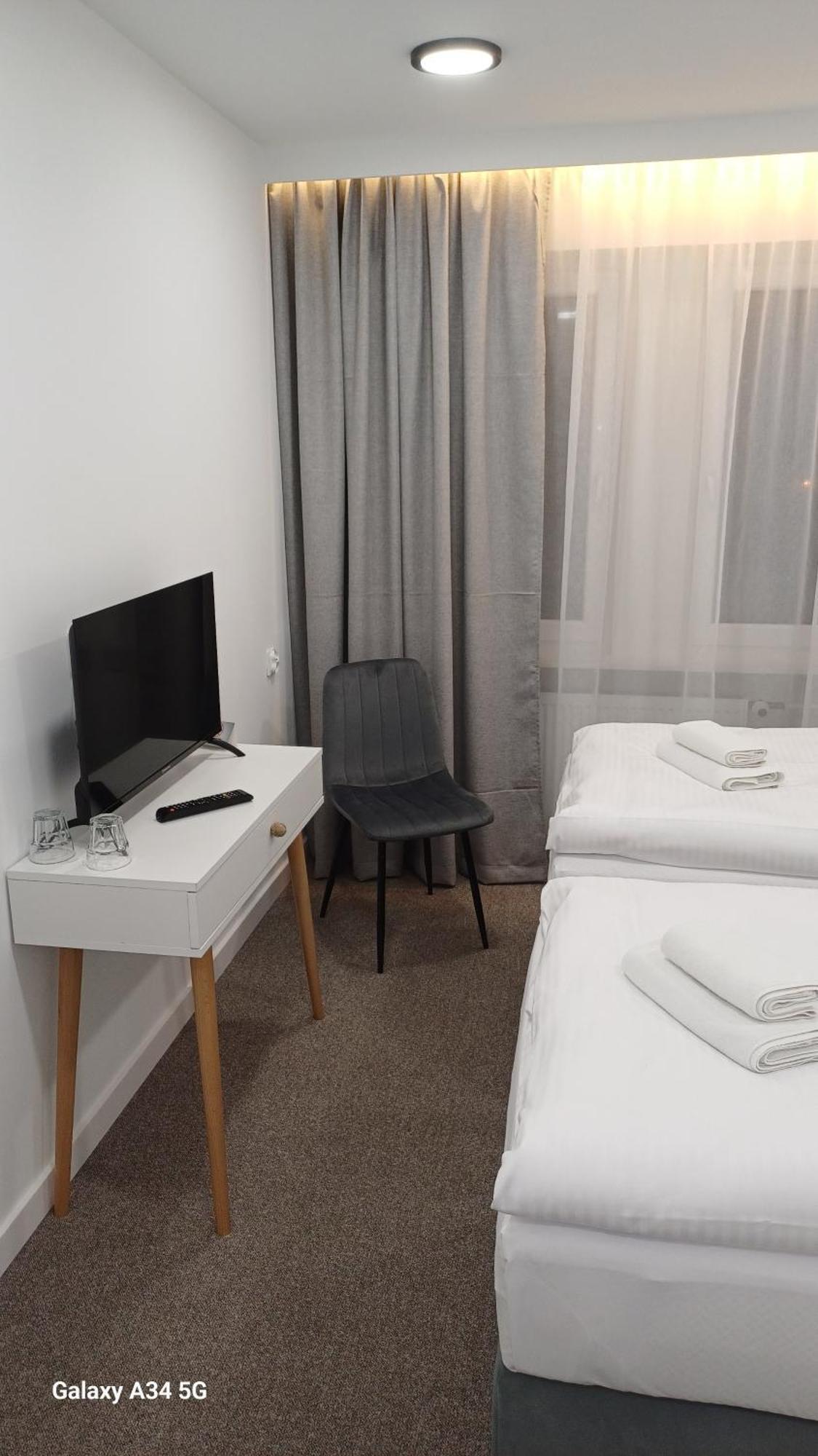 Hotel Piast Mysliborz Luaran gambar